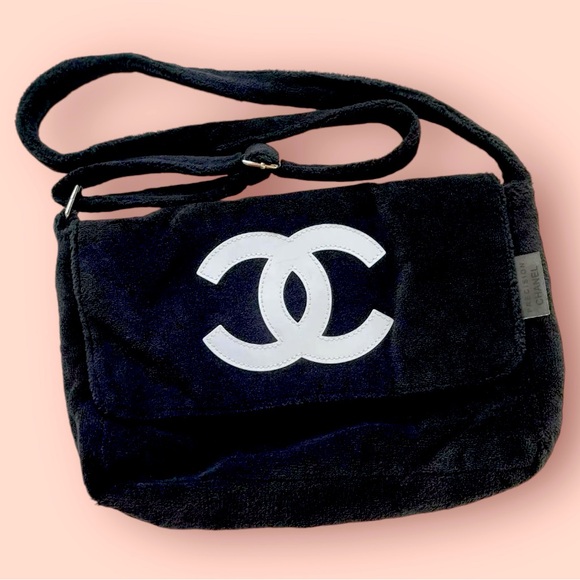 Authentic Chanel precision GWP - Picture 1 of 3